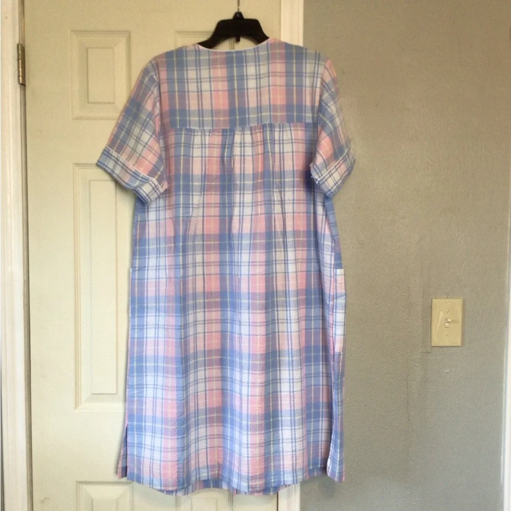 2/$10, 3/$13 Miss Elaine pink blue plaid duster housecoat - Picture 5 of 6